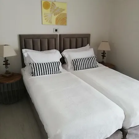 Romeo & Juliet Kefalonia Villa Svoronata